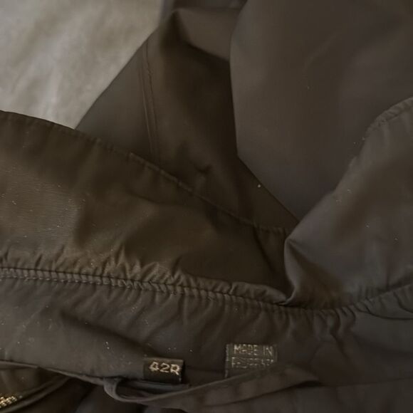 DKNY Mens Black Storm Coat with Zip Out Wool Lining & Many Pockets. Size 42R. - Picture 12 of 12